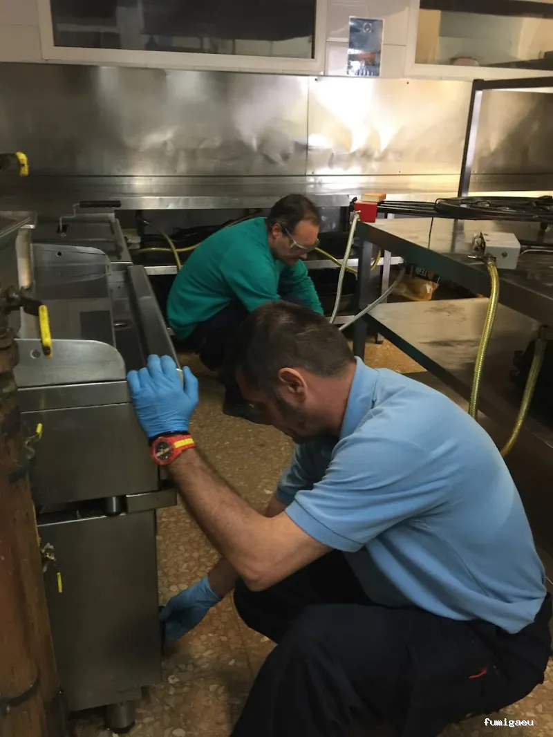 Tecno. Laboratorio y Control de Plagas