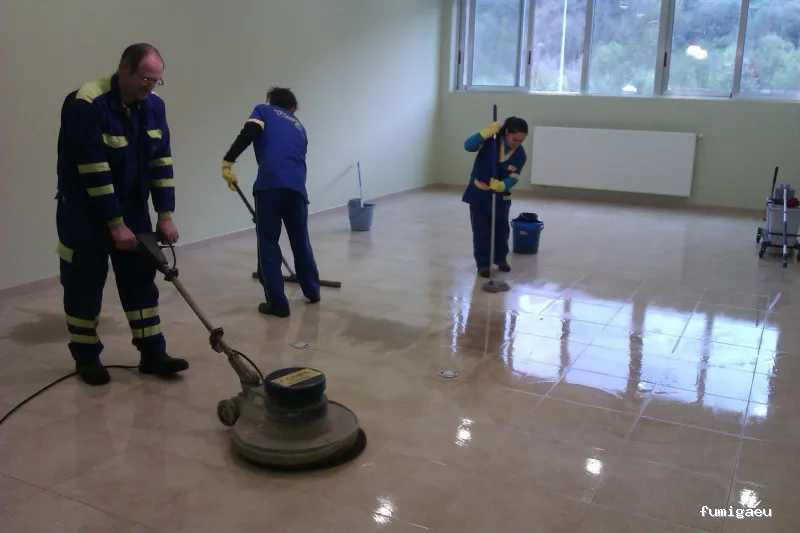 Limpiezas y Servicios La Campa