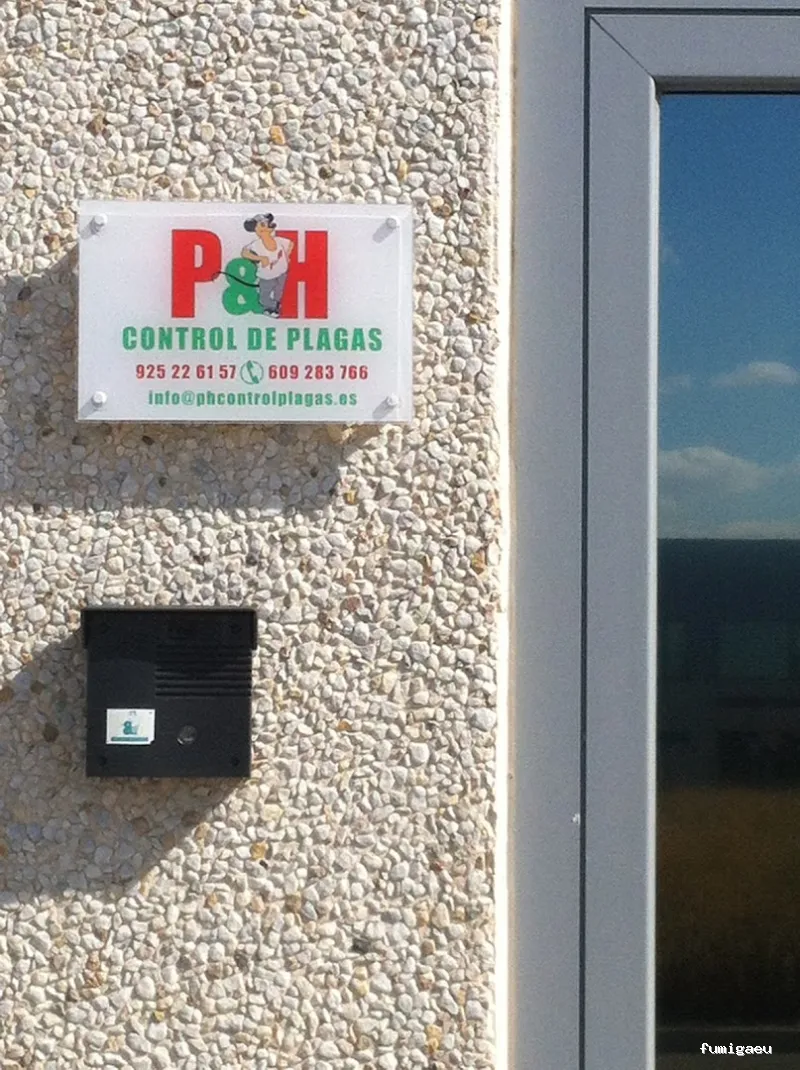 P&H Control De Plagas