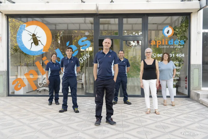 APLIDES CONTROL DE PLAGAS