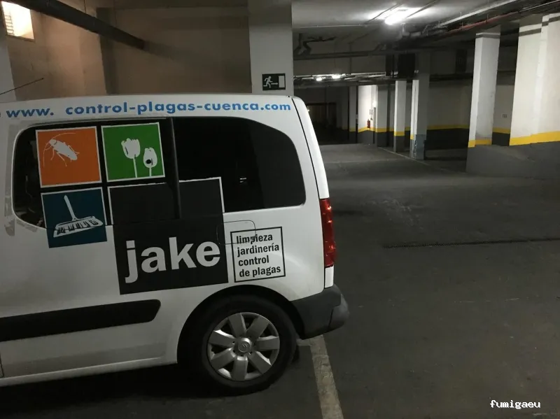 LIMPIEZAS Y CONTROL DE PLAGAS JAKE