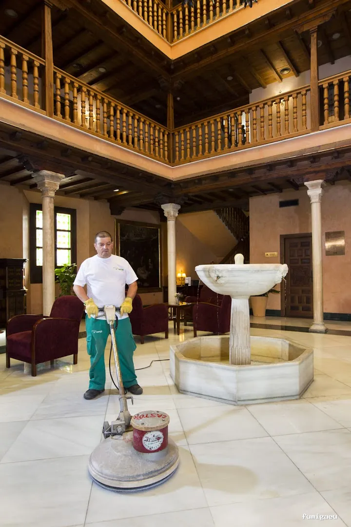 CASTOR Empresa de limpieza Málaga