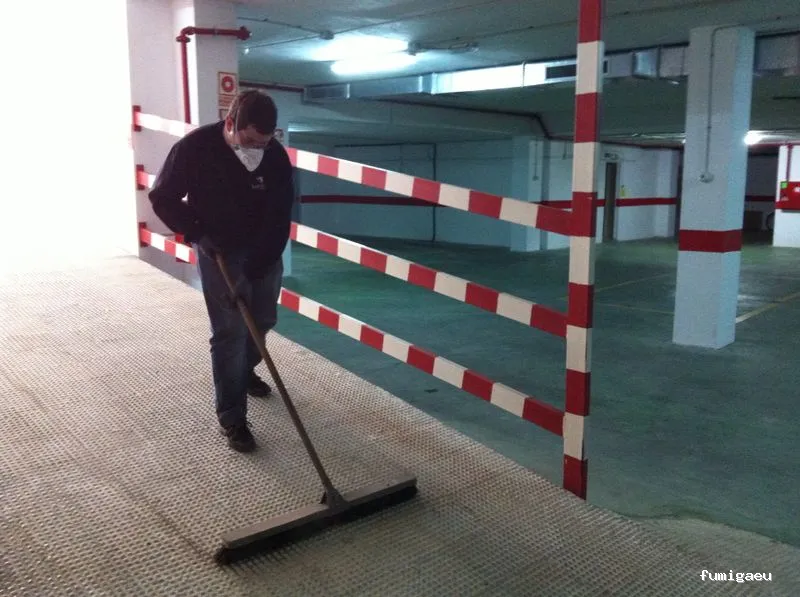 Servicios de Limpieza y Control de Plagas Llegrau