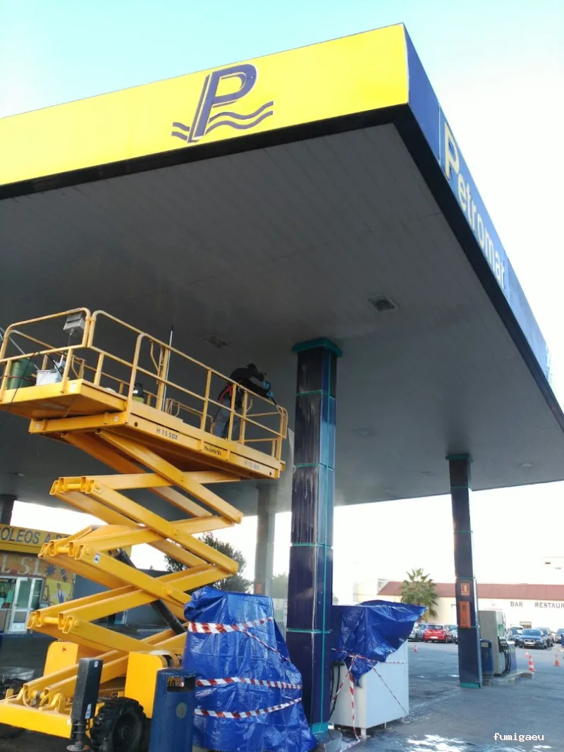 Servicios de Limpieza y Control de Plagas Llegrau