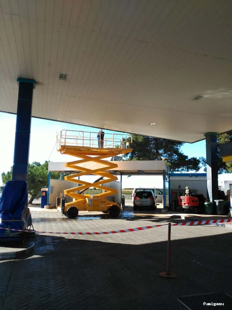 Servicios de Limpieza y Control de Plagas Llegrau